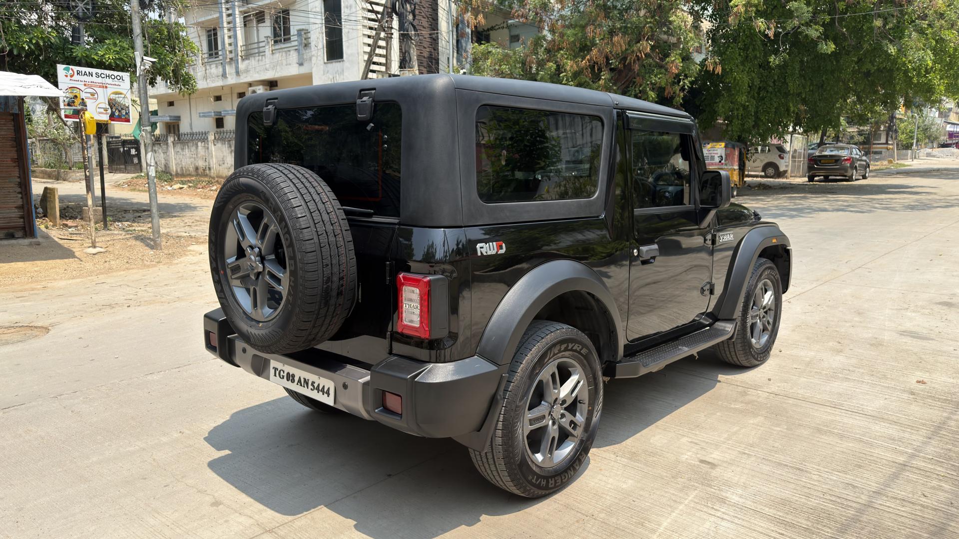 Mahindra Thar RWD MT