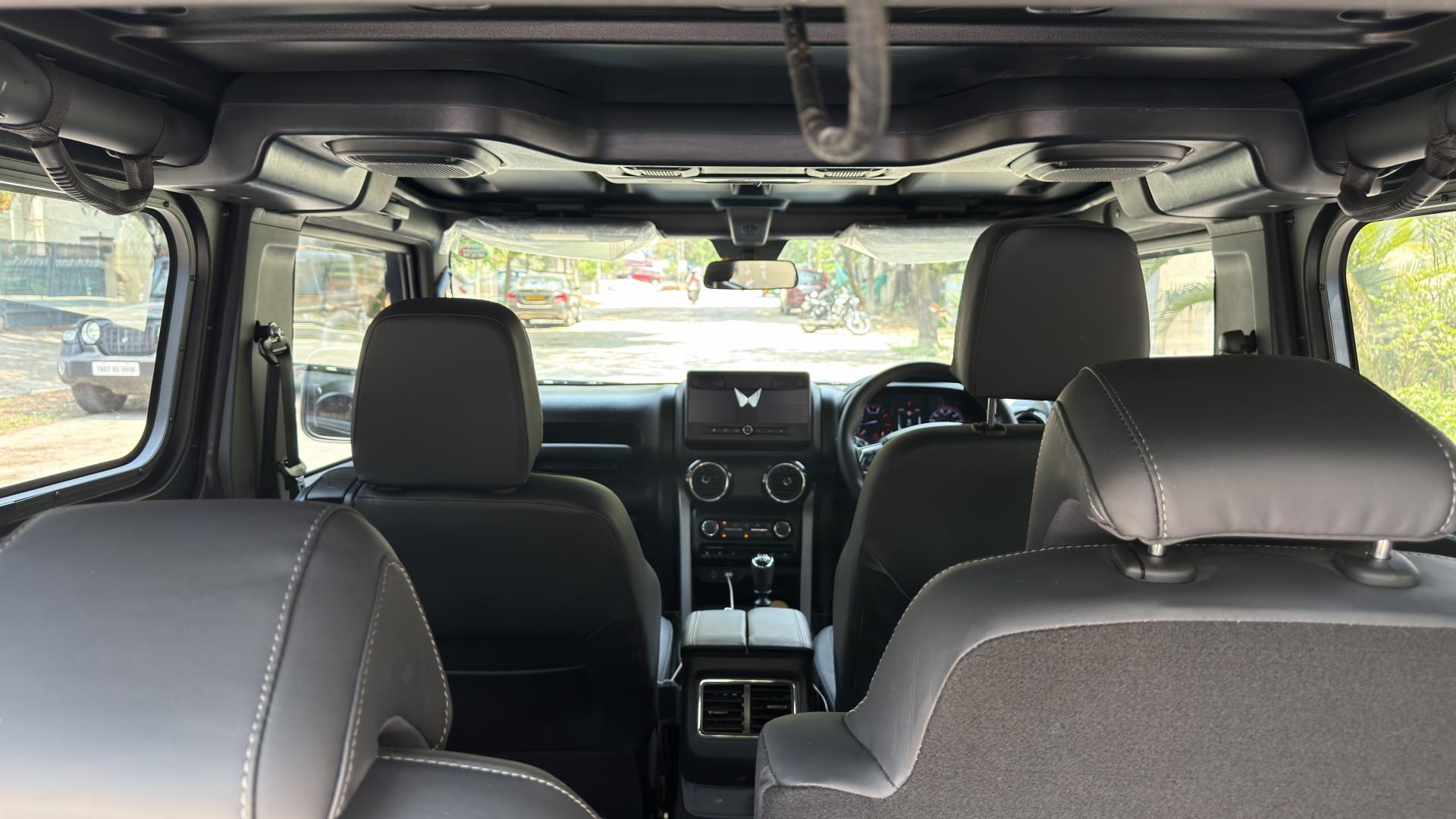 Mahindra Thar RWD MT