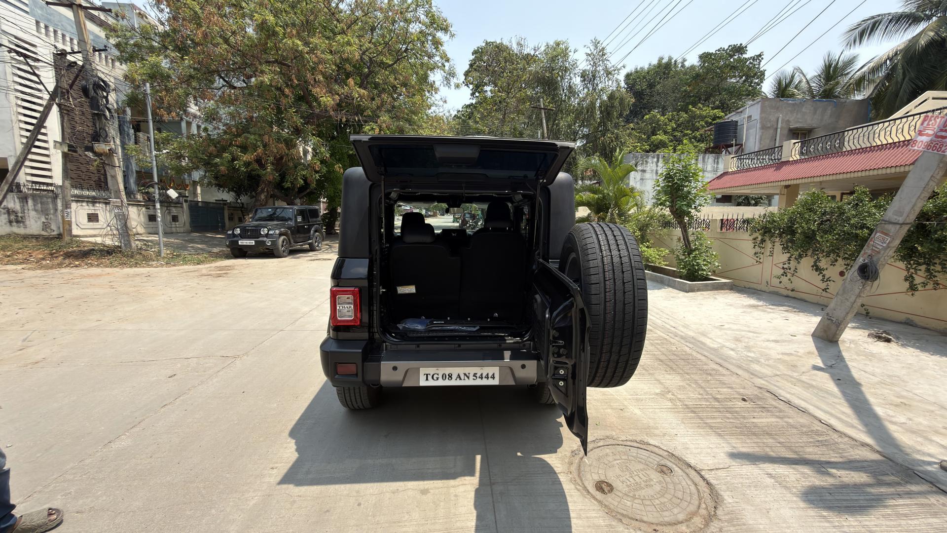 Mahindra Thar RWD MT